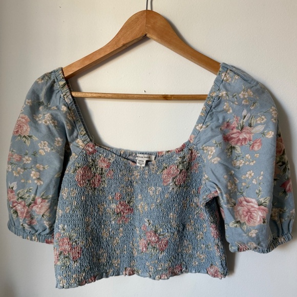 6 items more than 10 outfits - Picture 8 of 16